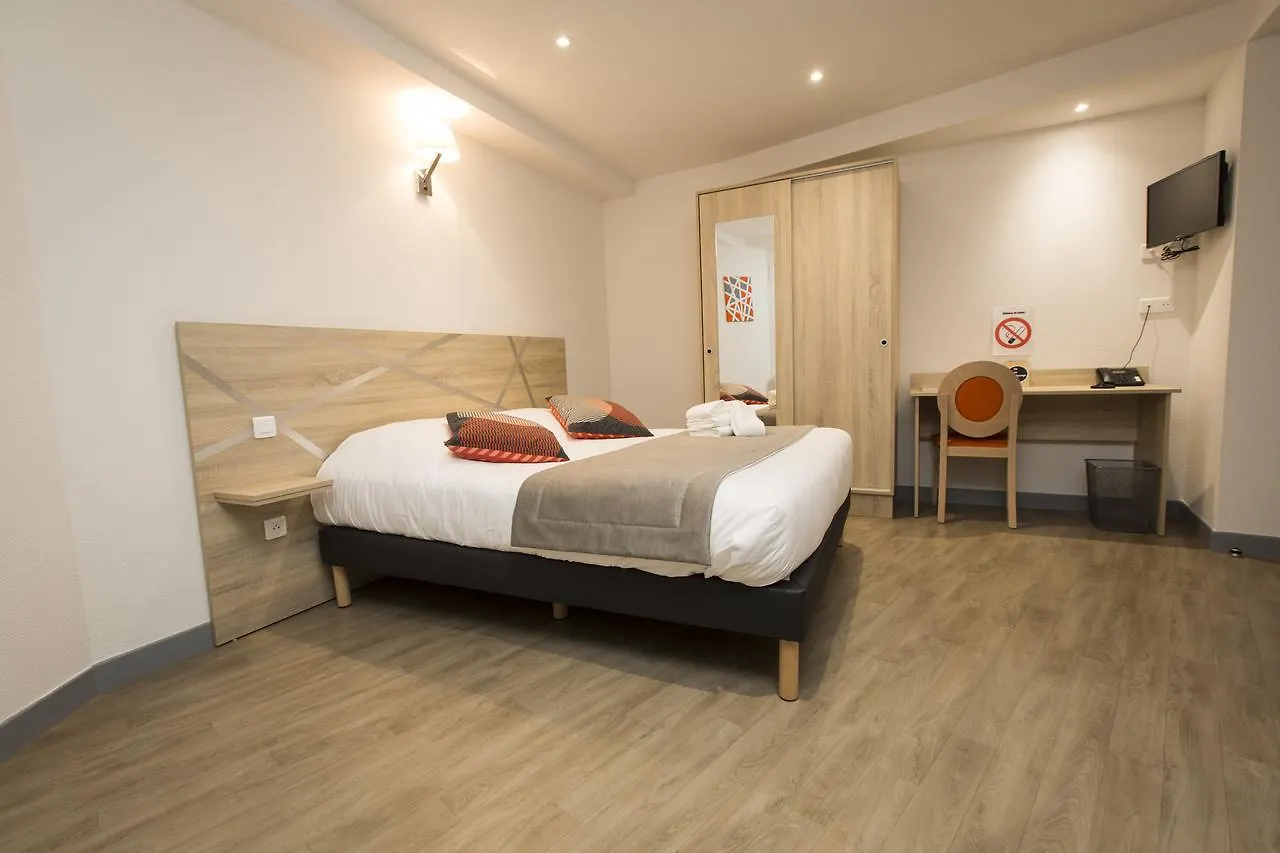 ホテル Le Relais Delys Saint-Rémy-sur-Durolle 3*,